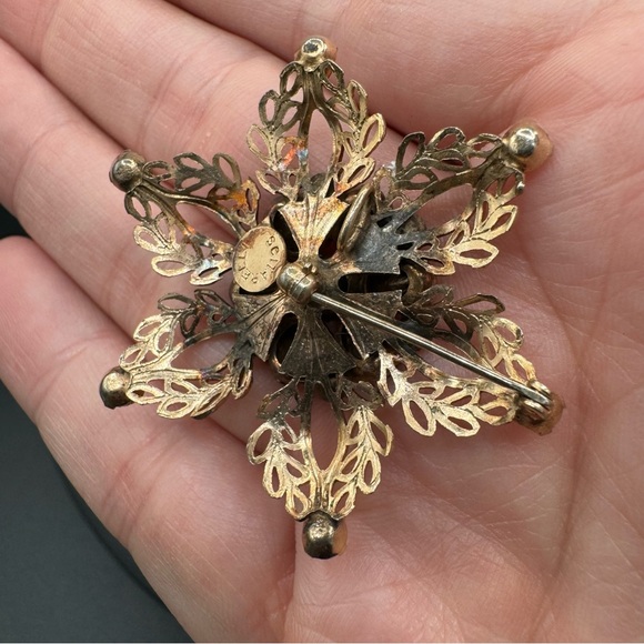 Vintage 1940 Signed Scitarelli Ruby Rhinestone Filigree Snowflake Pendant Brooch - Picture 11 of 13